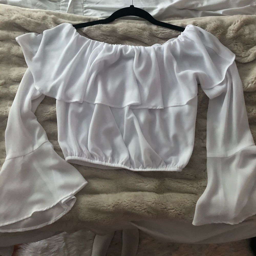 NEW WITH TAGS! Show me your MuMu love spell top